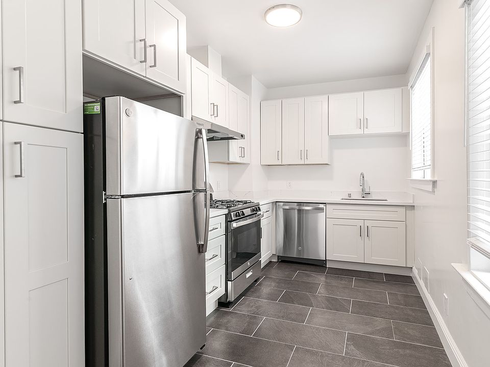 1st image of 1795 Ofarrell St APT 205