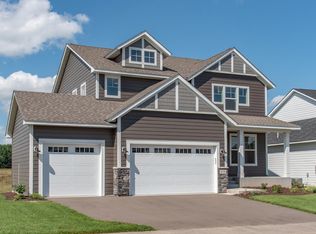 10720 39th St N, Lake Elmo, MN 55042