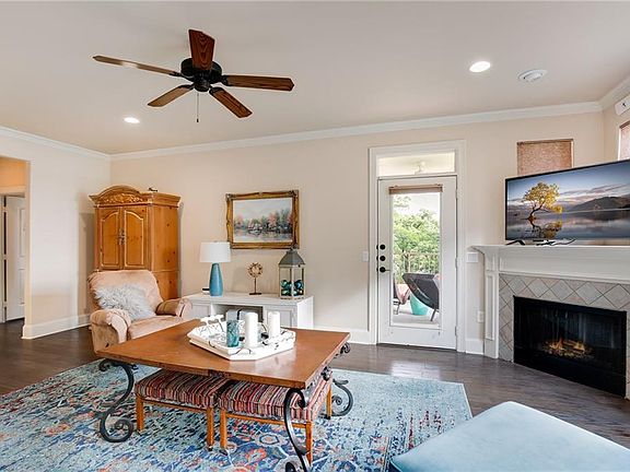 3rd image of 500 Waters Edge Dr APT 219