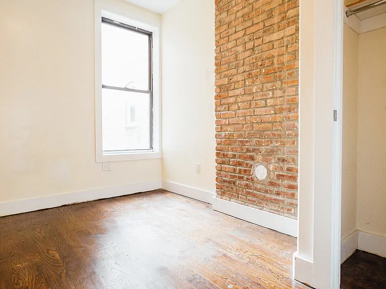 435 Bleecker St #2R — Photo 12