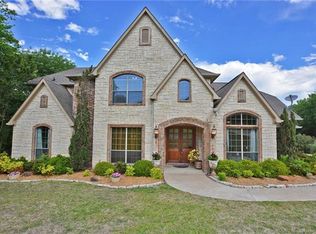 1208 Marys Gln, Heath, TX 75032