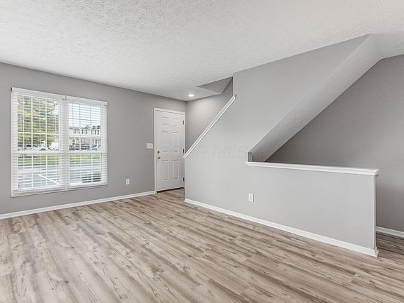 2nd image of 7752 Amberfalls Ct