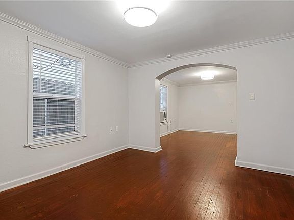 3rd image of 6034 Magazine St APT A
