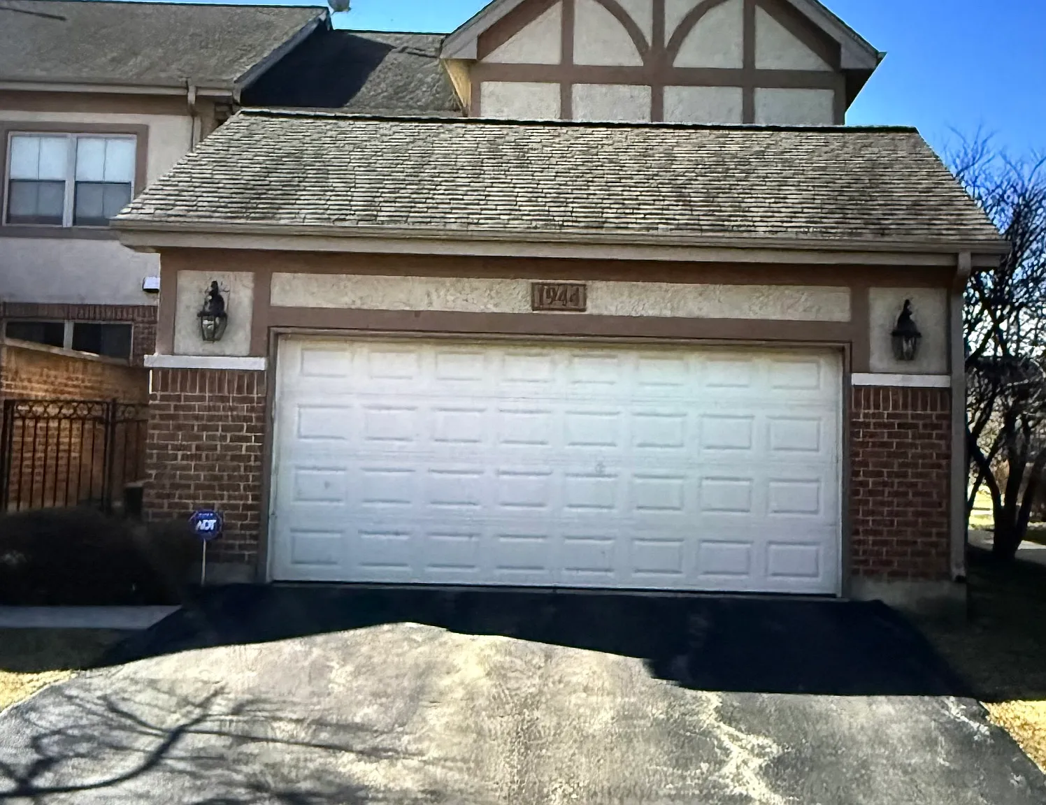 3 bed, 2444 sqft, $4,900 — Photo 4