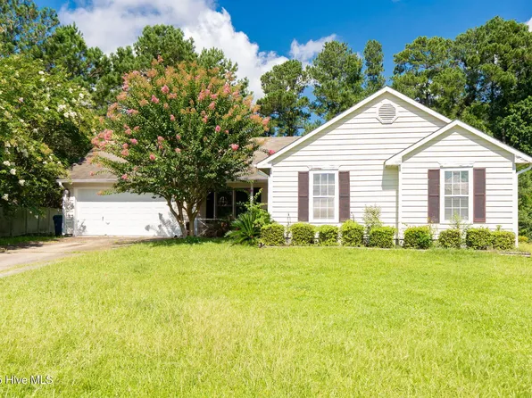 103 W Pebble Court, Jacksonville, NC 28546