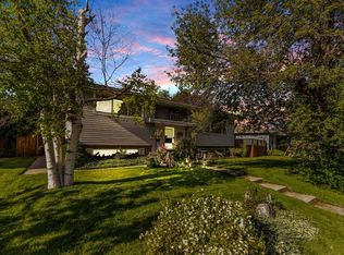 46 S Marbrooke Cir NE, Calgary, AB T2A 2W4