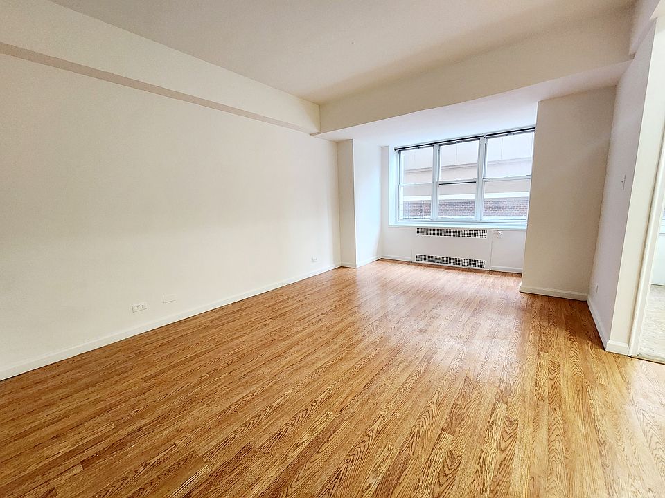 1st image of 6561 Saunders St APT 1v