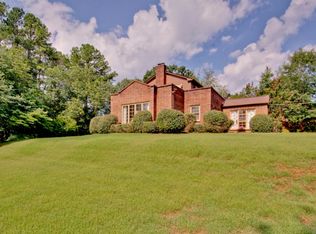 8906 Edgehill Dr SE, Huntsville, AL 35802