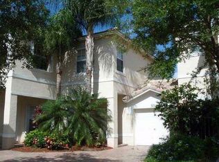 878 NW 170th Ter, Pembroke Pines, FL 33028