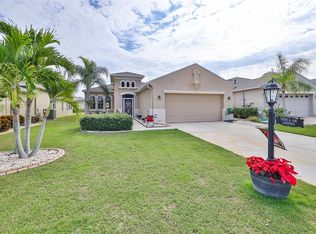 430 Noble Faire Dr, Sun City Center, FL 33573