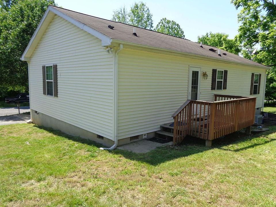2nd image of 170 Evergreen Ave