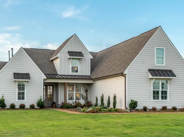 35 Farmhouse Cv, Piperton, TN 38017