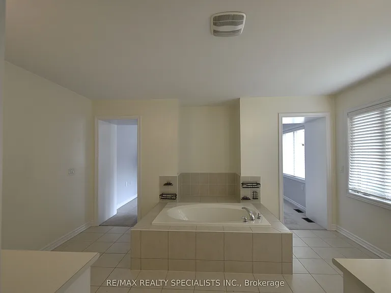 74 Dotchson Ave — Photo 23