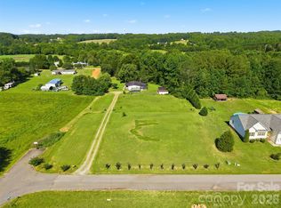 1604 Sugarfarm Rd, Catawba, NC 28609