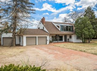 1815 Mesa Rd, Colorado Springs, CO 80904