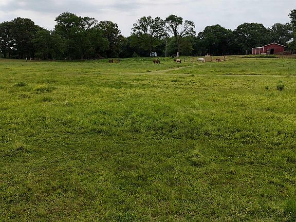 2nd image of 500 Duff Rd