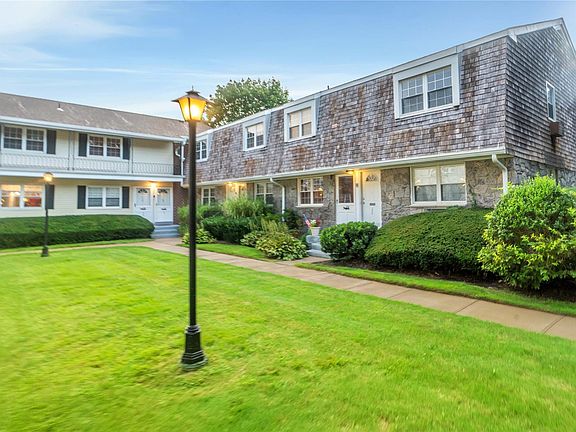 3rd image of 2405 Wilshire Ln #2405