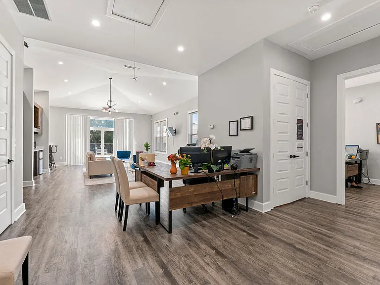 Balfour East Lake — Photo 50