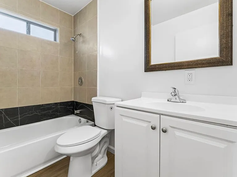 1259 Carrison St #C — Photo 5