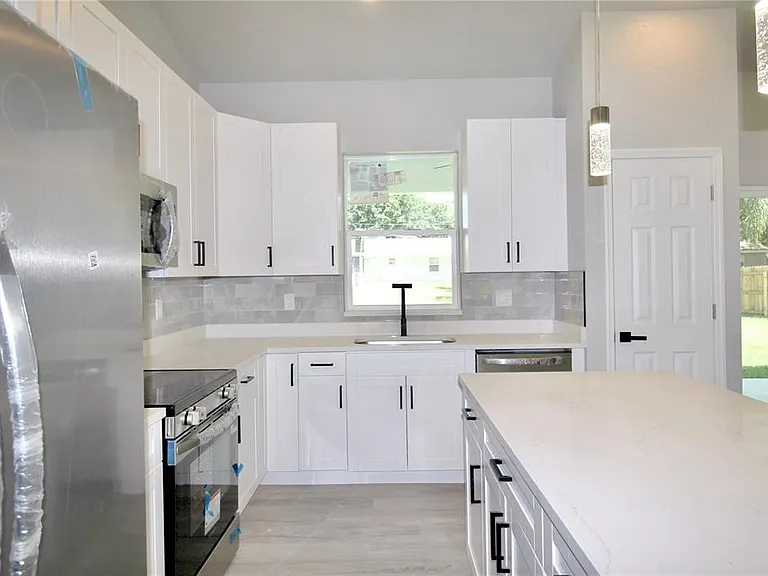 4000 Garienda Ave — Photo 13