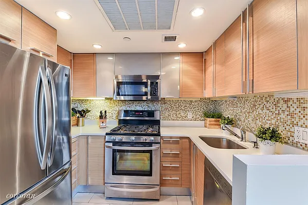 Sold by Corcoran | media 8