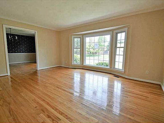 5th image of 4617 Tony Lema Ln