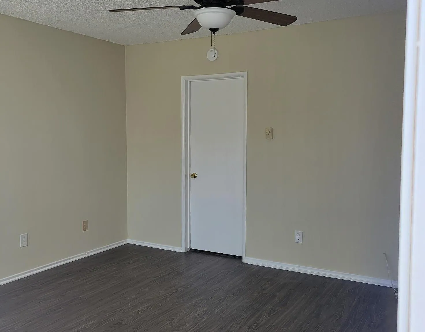 2100 Hermosa Ave — Photo 3