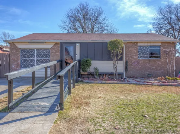 407 N Hillman St, Okmulgee, OK 74447