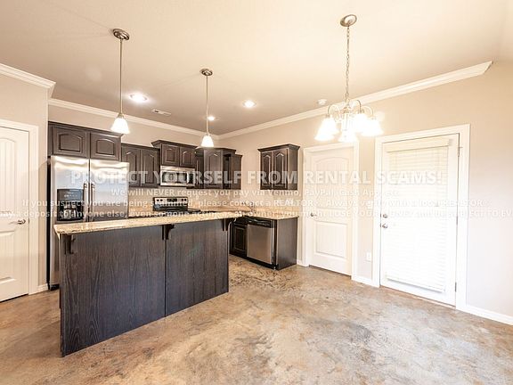 4th image of 3532 W Foxtail Lily Ln