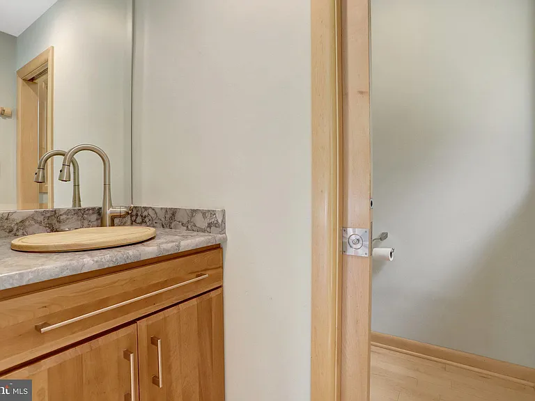6030 Berwynd Rd — Photo 11