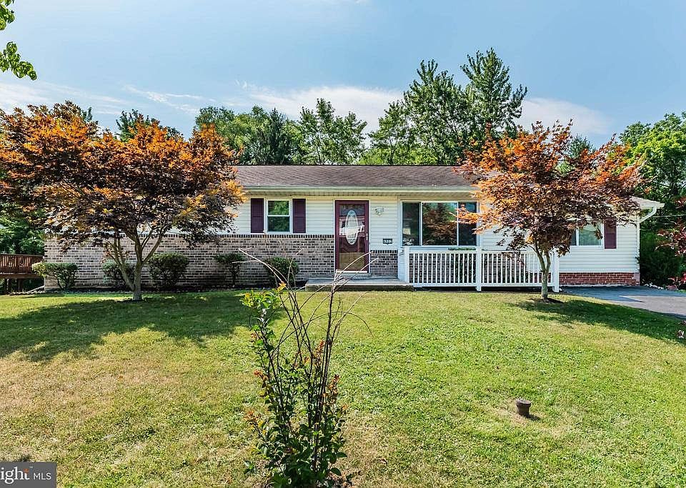 1st image of 4907 Harman Dr