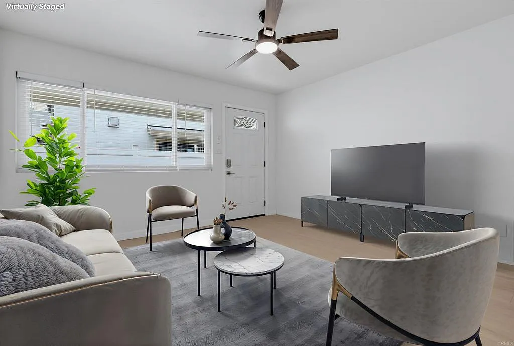 2 bed, 756 sqft, $3,900 — Photo 3