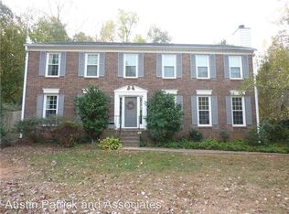 4512 Woodlawn Lake Dr, Marietta, GA 30068