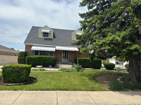7700 Lawler Ave, Burbank, IL 60459