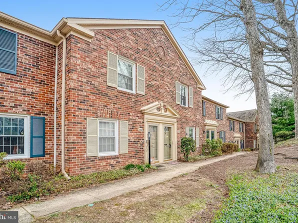 8396 Forrester Blvd #555, Springfield, VA 22152