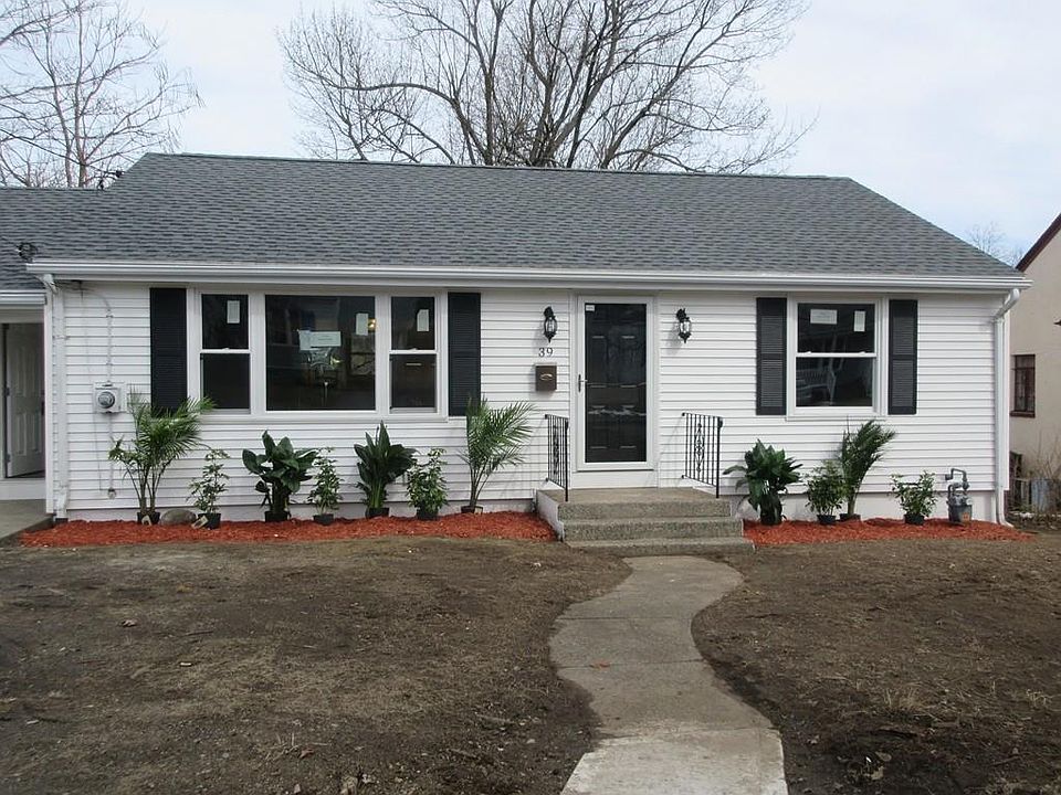 1st image of 39 Longmeadow Ave