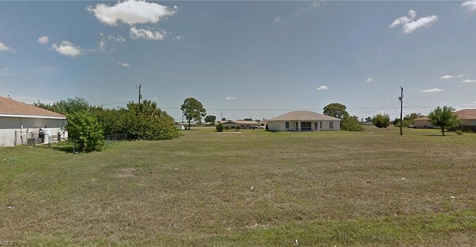 1st image of 1017 NE 7th Ave