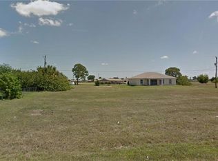 1017 NE 7th Ave, Cape Coral, FL 33909