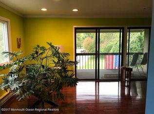 13 Claremont Ct, Red Bank, NJ