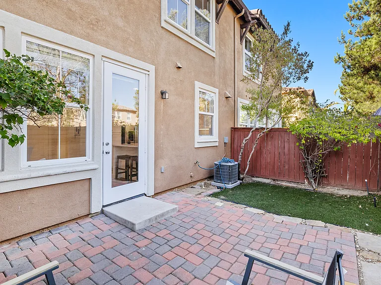 13285 Calle Del Campo #5 — Photo 21