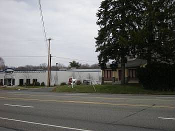 2nd image of 1665 Route 309