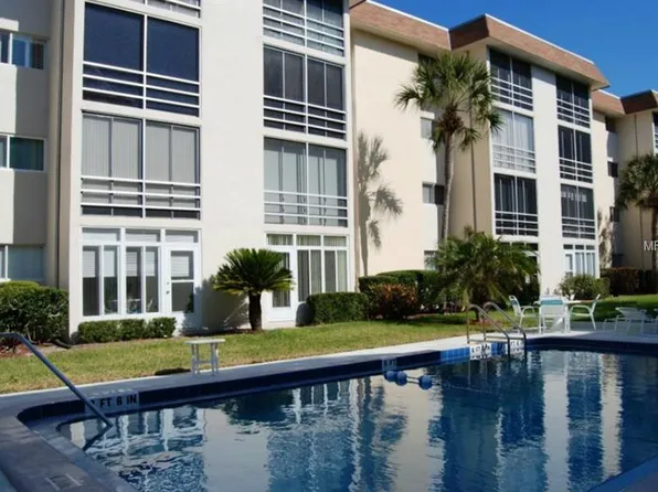 995 Laguna Dr #303-1, Venice, FL 34285