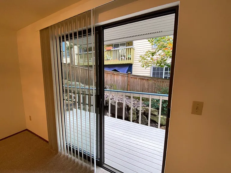 Shorecrest Apartments — Photo 6