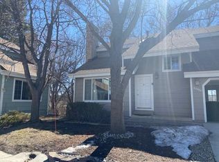 8096 Meadowdale Sq, Longmont, CO 80503