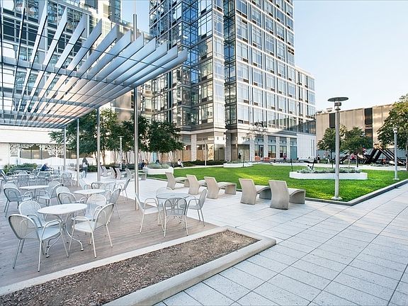 5th image of 600 W 42nd St #317