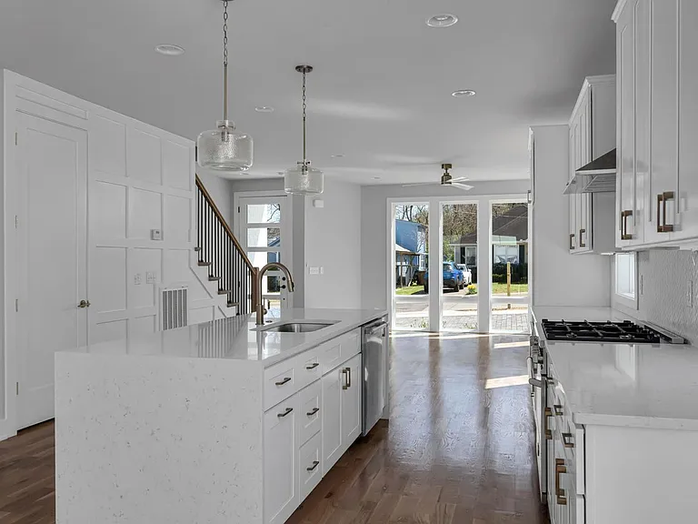 1936 Britt Pl — Photo 4
