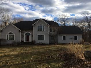 21 Fawn Trl, Tolland, CT 06084