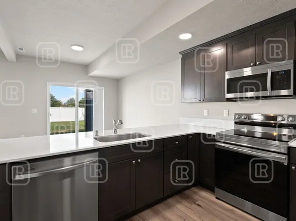 14319 E 13th Ave #1, Veradale, WA 99037