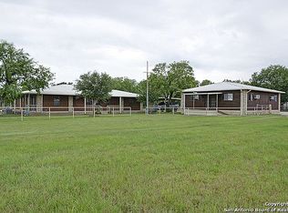 9375 Hildebrandt Rd, San Antonio, TX 78222