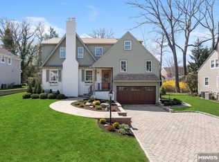 388 Beveridge Rd, Ridgewood, NJ 07450